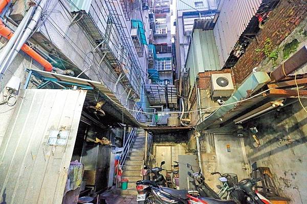 另類全額貸款-危老屋重建-住戶可零出資.jfif 另類全額貸款-危老屋重建-住戶可零出資.jfif