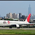 JAL_JA623J_JL096_HND_05.jpg