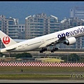 JAL_JA708J_JL098_HND_02.jpg