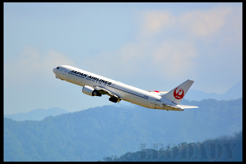 JAL_JA651J_JL98_HND_13.jpg