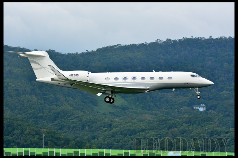 GULFSTREAM AEROSPACE_N629GD_KHH_06.jpg