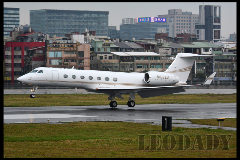 2017年 3月 ( B-56789 )