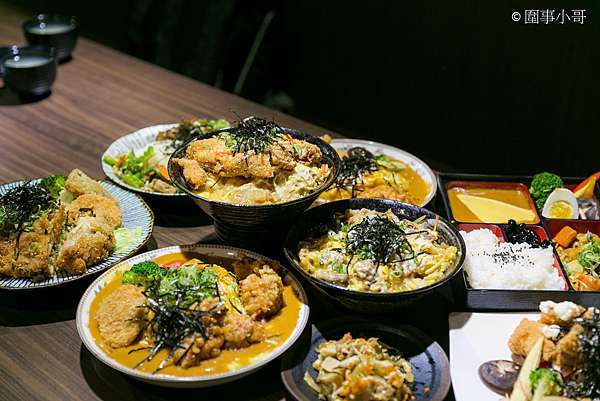 中壢美食 樂福和洋食堂 錢櫃附近中央東路上的平價美食丼飯 平日商業午餐便當不到100元 邀約 圍事小哥的幸福相框