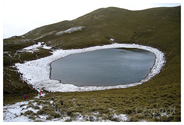 雪妝嘉明湖