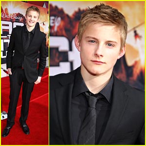 Alexander Ludwig 6.jpg