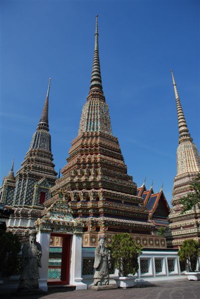 臥彿寺WAT PHO.JPG