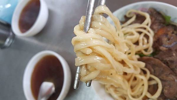 高雄牛肉麵推薦_牛伯牛肉麵_苓雅美食