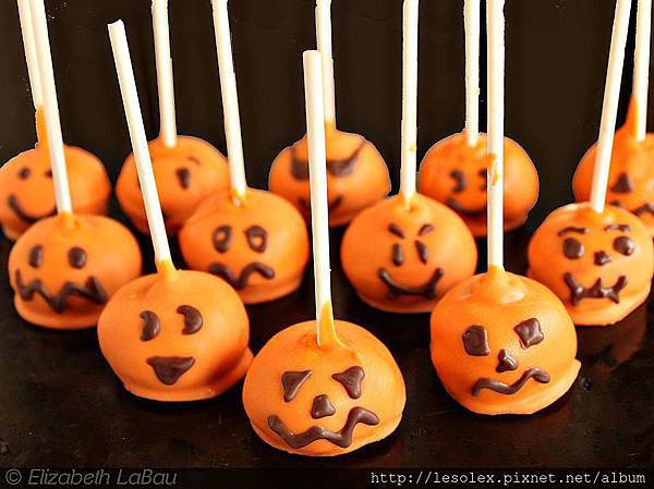 pumpkin-cake-pops-1500-58ae071d3df78c345b2483df.jpg