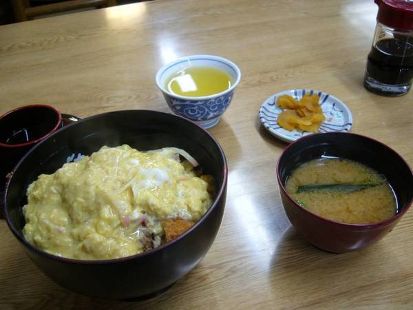 大阪城豬排丼