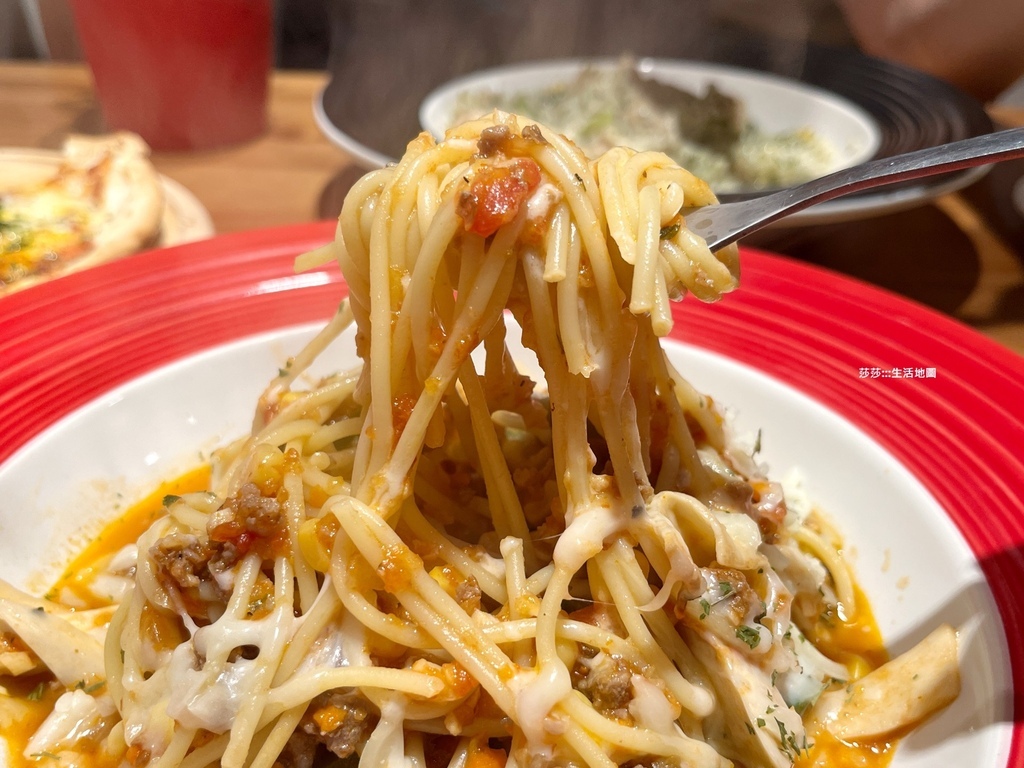 【食記】新北。中和 南勢角的巷弄美食，學生與小家庭們常光顧的