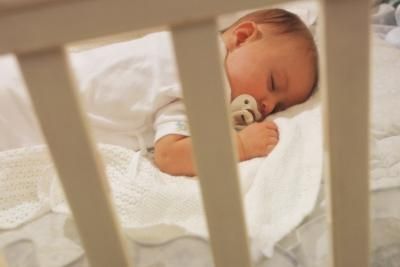 article-new_ehow_images_a05_2t_t1_baby-sleep-crib-after-cosleeping-800x800 article-new_ehow_images_a05_2t_t1_baby-sleep-crib-after-cosleeping-800x800