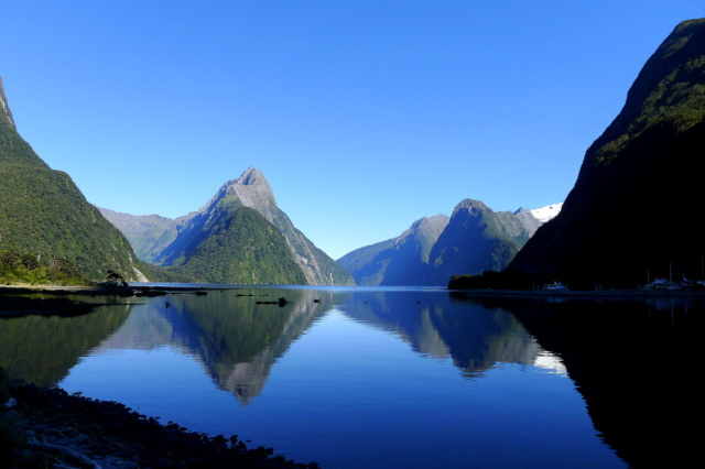 12-Milford Sound.JPG