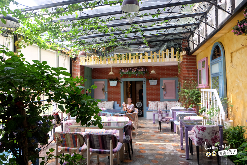 D.G. Café大稻埕迪化街花園咖啡廳000.jpg D.G. Café大稻埕迪化街花園咖啡廳000.jpg