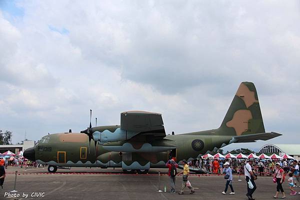 C-130H力士型運輸機 (5).JPG