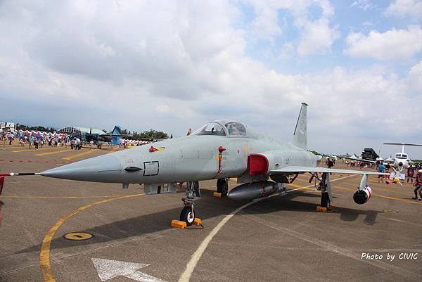 F-5E型戰鬥機(單座) (2).JPG