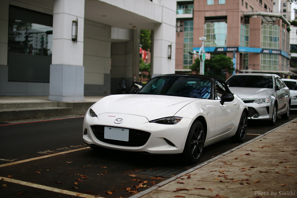 MAZDA MX5.jpg