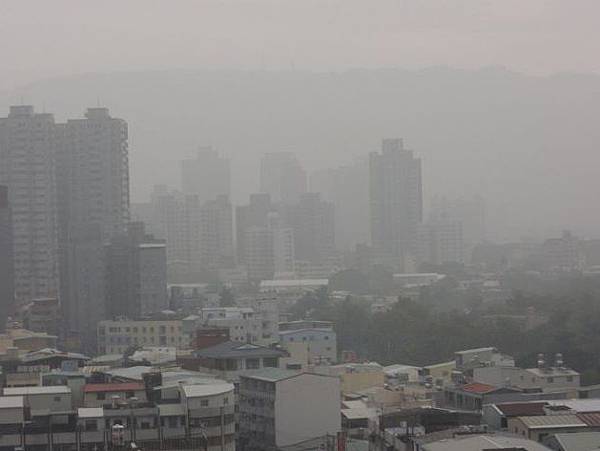 霧霾問題-2.jpg 霧霾問題-2.jpg