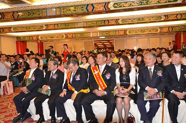 2016艾馨頒獎1.JPG 2016艾馨頒獎1.JPG