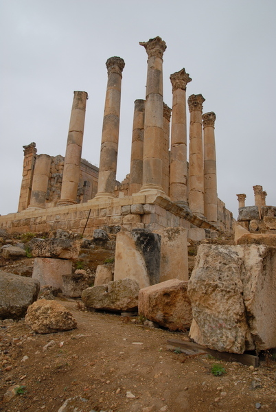 Jerash: 宙斯神殿