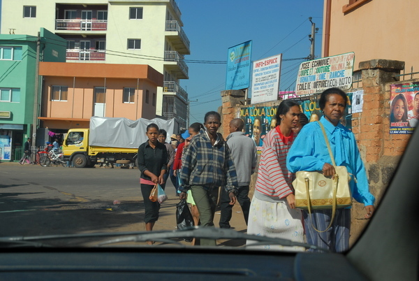 機場前往Antananarivo街上