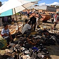 Antananarivo市場中賣家禽