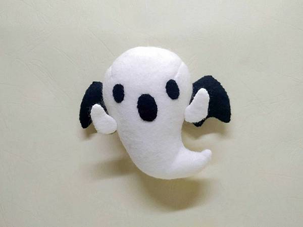 不織布 - 幽靈娃娃 + 教學