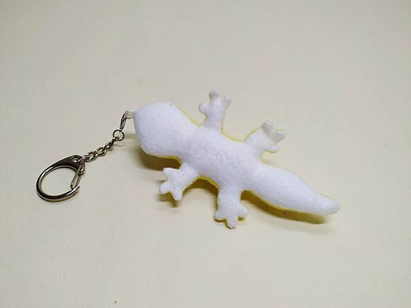 不織布 - Q版守宮 + 教學