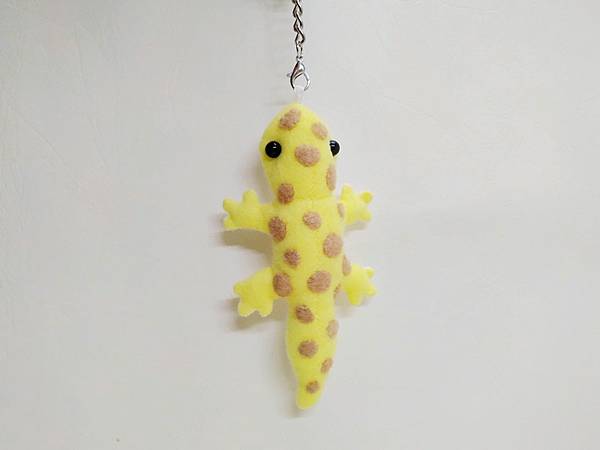 不織布 - Q版守宮 + 教學