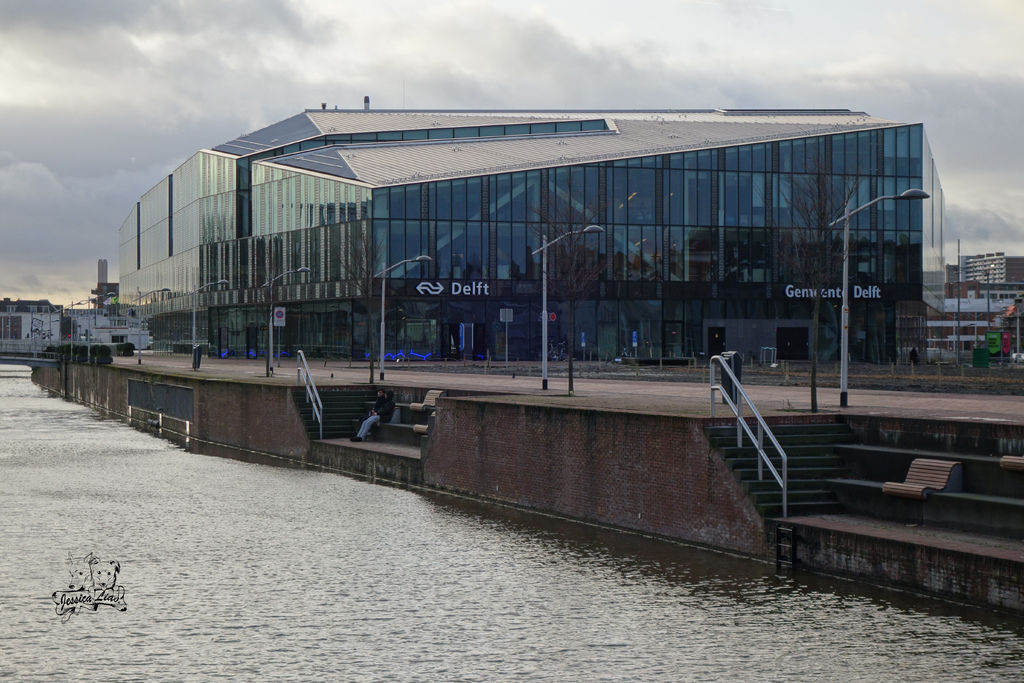 Delft station