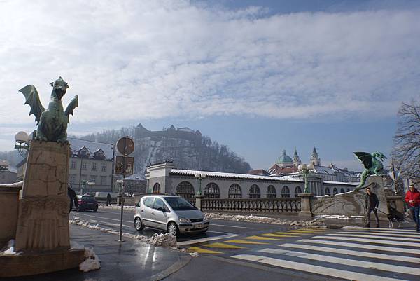 dragon bridge