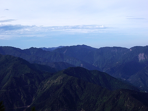 15望鄉山一景