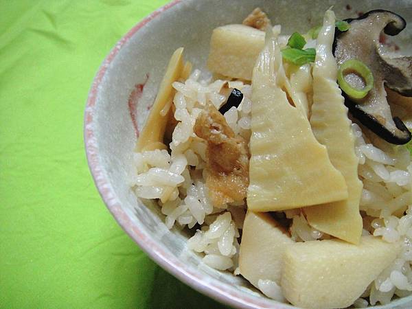 食譜 日式竹筍油豆皮炊飯 暴躁兔女王 痞客邦 食譜 日式竹筍油豆皮炊飯 暴躁兔女王 痞客邦