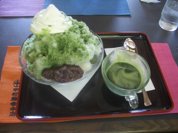 うじきん冰‧抹茶--- 淋上抹茶之後 うじきん冰‧抹茶--- 淋上抹茶之後