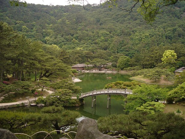 栗林公園---飛來峰