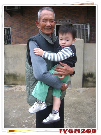 阿祖.jpg 阿祖.jpg