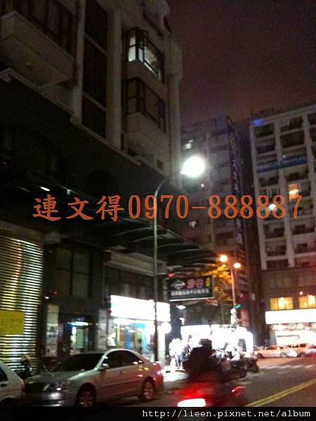 台中收租店面,忠明南路大角店,SOGO旁7-11角店,台中收租店面,日夜皆人潮,年租金300萬以上e.JPG