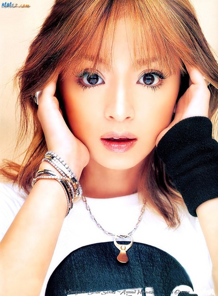 ayumi_hamasaki_018.jpg