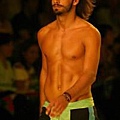 henri_castelli_runway_04.jpg