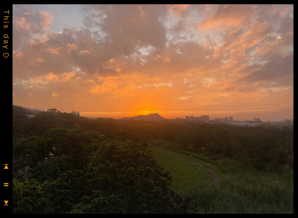 【攝影作品】三峽河濱夕陽