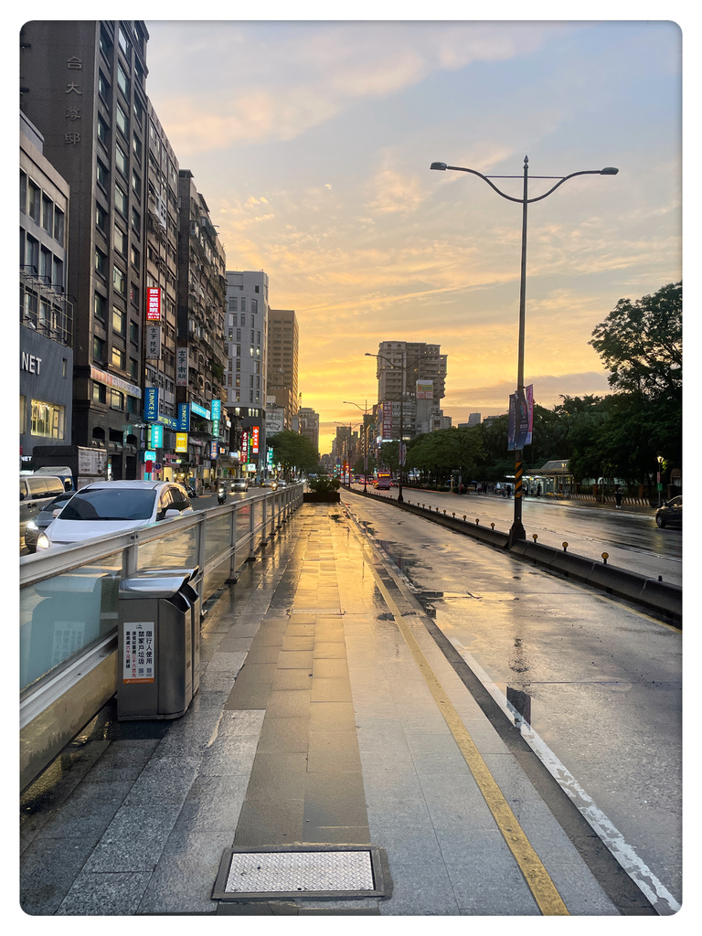 【攝影作品】下班搭公車隨手拍拍