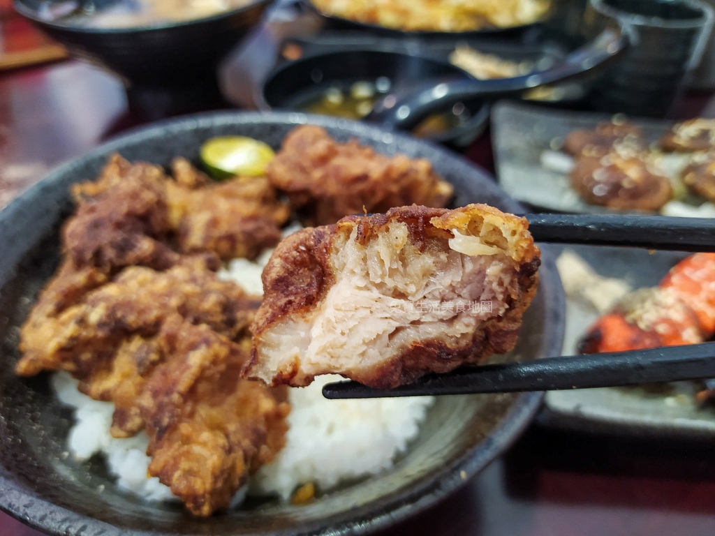 津賀家食堂 桃園美食 平價日式料理 生魚片 唐揚雞 串烤 炸物 (27).jpg