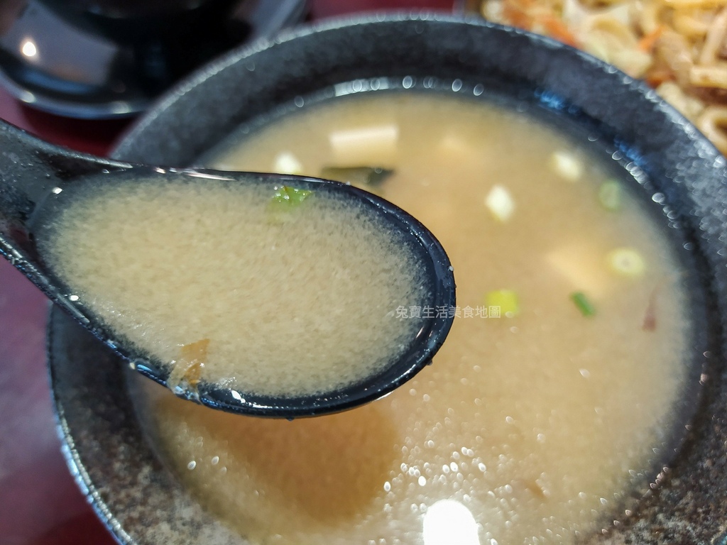 津賀家食堂 桃園美食 平價日式料理 生魚片 唐揚雞 串烤 炸物 (39).jpg