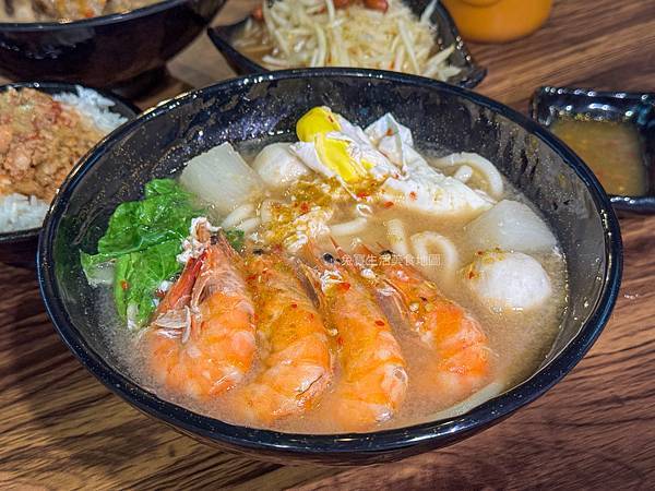 泰狠Thihen 桃園美食推薦 火山排骨桃園 打拋豬推薦 泰式奶茶 泰狠菜單-14.jpg 泰狠Thihen 桃園美食推薦 火山排骨桃園 打拋豬推薦 泰式奶茶 泰狠菜單-14.jpg