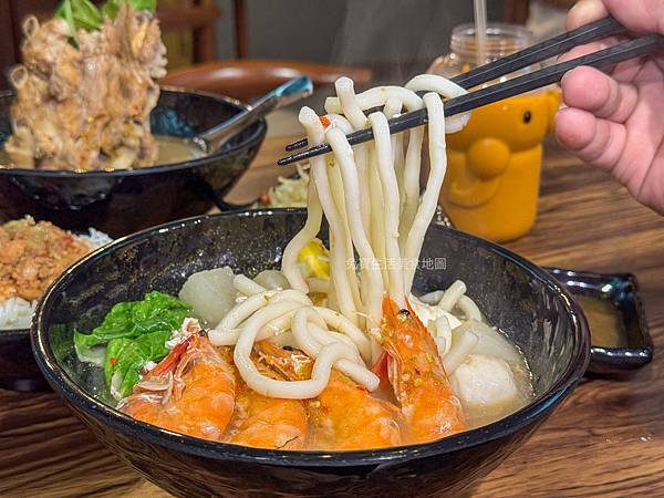 泰狠Thihen 桃園美食推薦 火山排骨桃園 打拋豬推薦 泰式奶茶 泰狠菜單-15.jpg 泰狠Thihen 桃園美食推薦 火山排骨桃園 打拋豬推薦 泰式奶茶 泰狠菜單-15.jpg