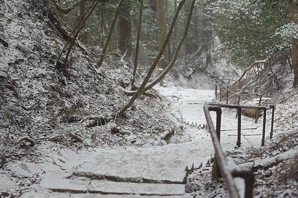 京都迷解鎖夢幻一日-鞍馬山遇大雪。貴船神社雪之參拜道