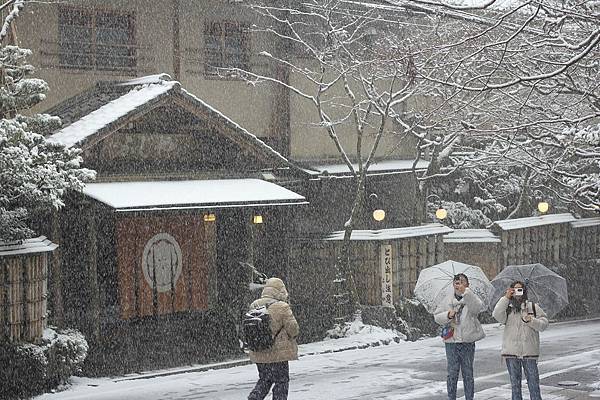 京都迷解鎖夢幻一日-鞍馬山遇大雪。貴船神社雪之參拜道