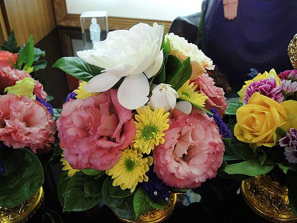 十事供養功德 圖片攝於14年4月19日八關齋戒法會 獻十供 生命電視台中五方講堂 痞客邦