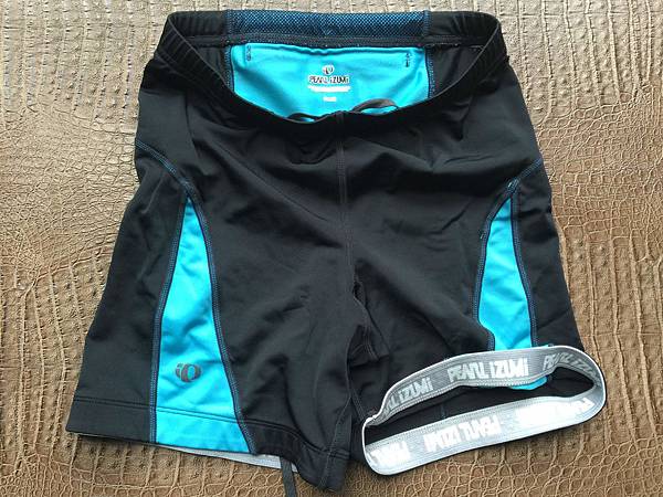 Pearl izumi  短褲2-1-b.JPG