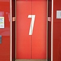 電梯門.jpg