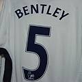 HOTSPUR 0809 HOME LS 5 BENTLEY 06